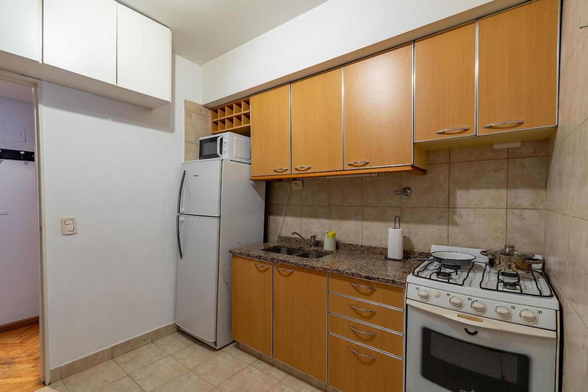 Apartamento Amplio Y Acogedor Departamento En Retiro